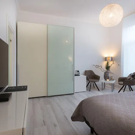 Boutique Scheepers 4*